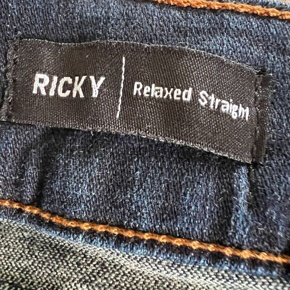 True Religion Ricky Jeans Mens 40 Blue Relaxed Straight Denim Distressed Casual - Picture 16 of 16